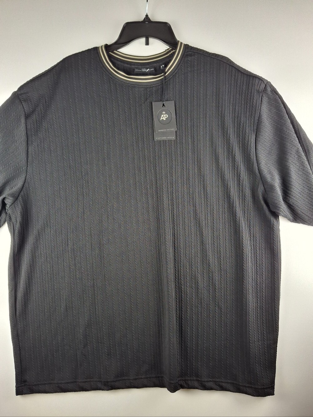 Across The Pond Textured Black Short Sleeve Crewneck Tee Size 3X NWT